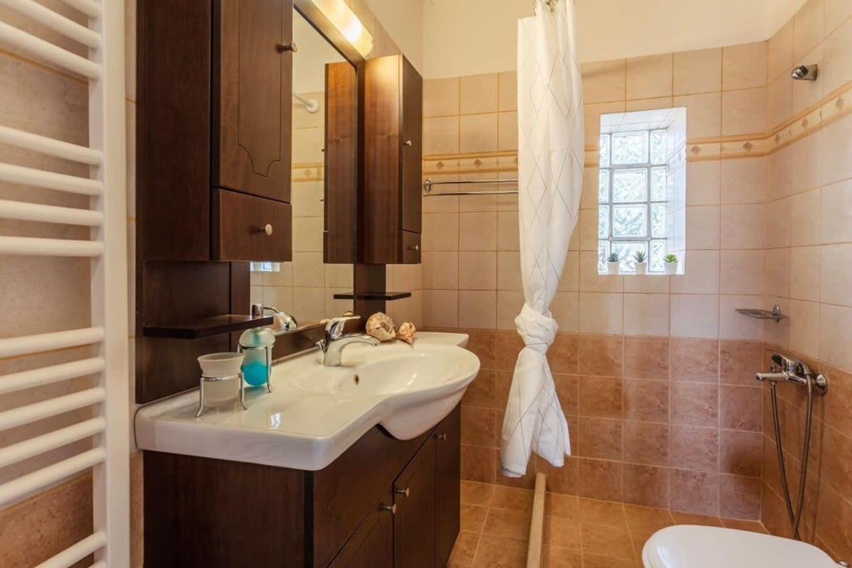 Mani'S Aura Seaside-Spacious Summer Retreat Kotronion  ภายนอก รูปภาพ