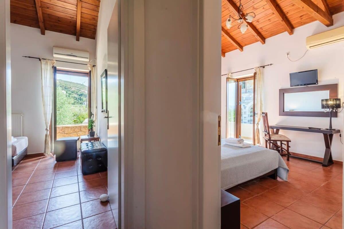 Mani'S Aura Seaside-Spacious Summer Retreat Kotronion  ภายนอก รูปภาพ