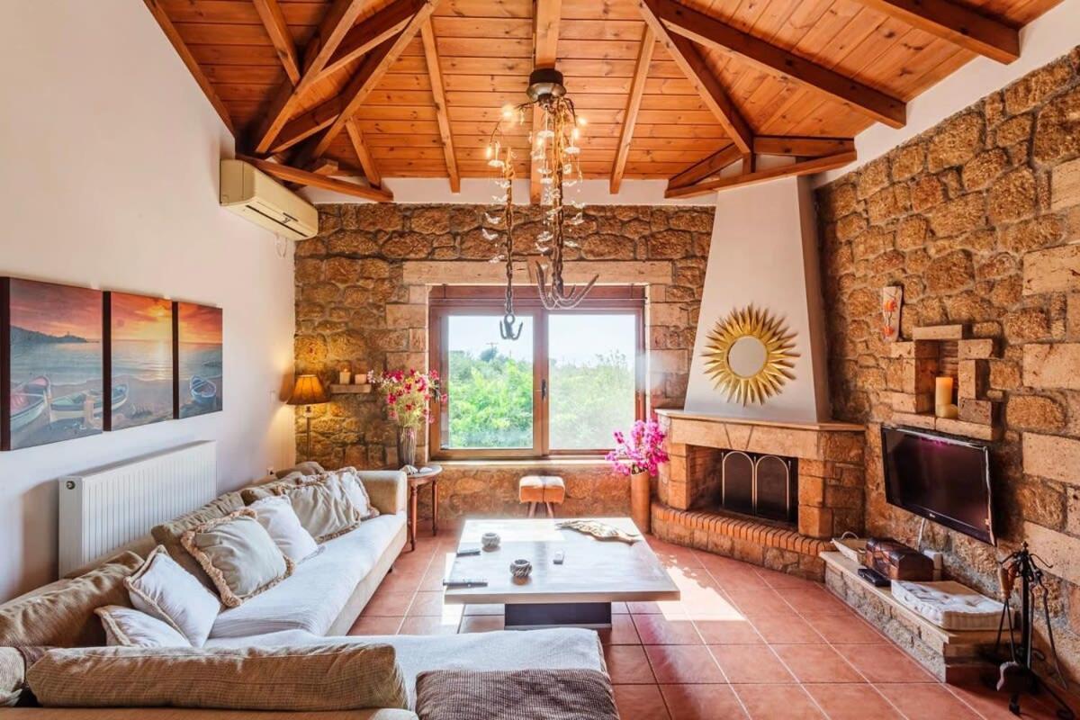 Mani'S Aura Seaside-Spacious Summer Retreat Kotronion  ภายนอก รูปภาพ