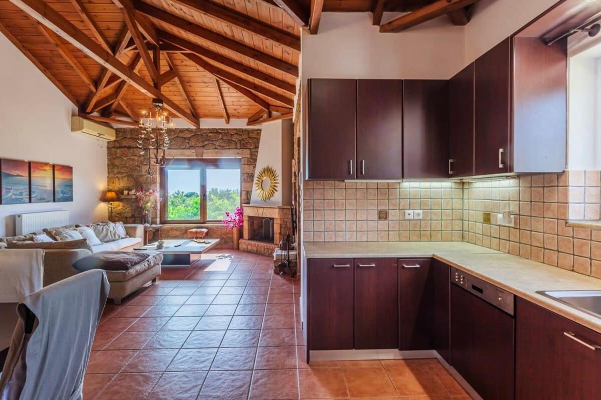 Mani'S Aura Seaside-Spacious Summer Retreat Kotronion  ภายนอก รูปภาพ