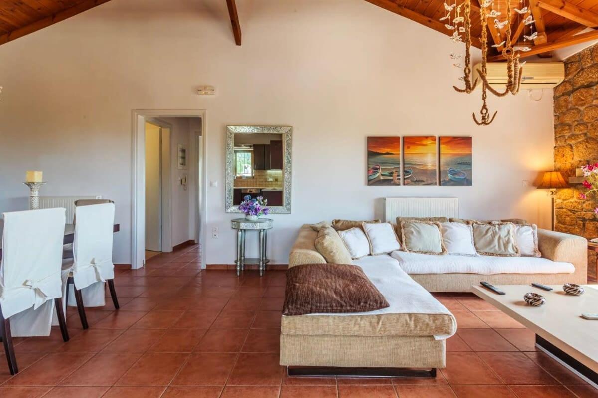 Mani'S Aura Seaside-Spacious Summer Retreat Kotronion  ภายนอก รูปภาพ